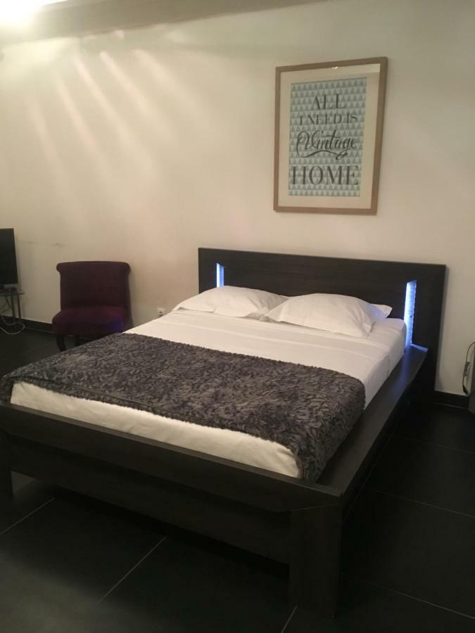 קולמר Les Appartements Berthe Molly מראה חיצוני תמונה